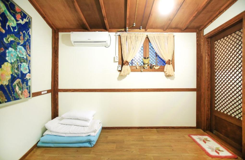 Mongyouhwawon Guesthouse Jeonju Dış mekan fotoğraf
